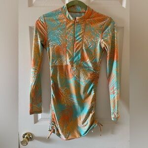 Cabana life longsleeve swim top/Dress • Women’s unsized